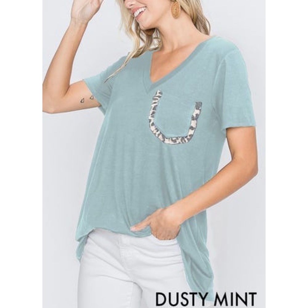 Mint green, V neck top, NEW, size L